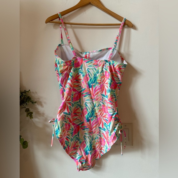 NWT Decree Womens Exotic Textured Leaf Monokini One Piece Key Hole Swimsuit 1X - Picture 4 of 9